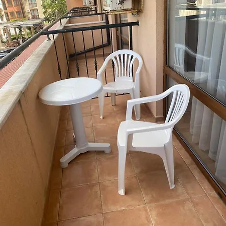 Студио Чолаков Appartement *